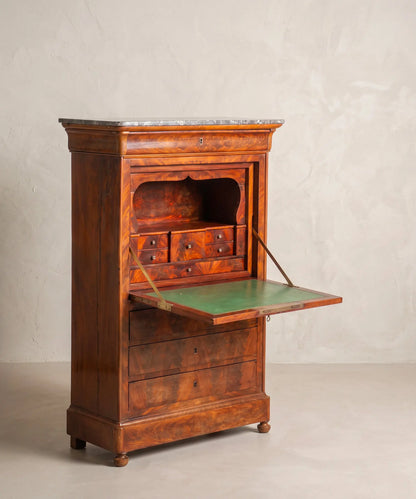 Secreter abattant Luis Felipe vista lateral con tapa abierta y tapete verde — Antique Arte y Decoración