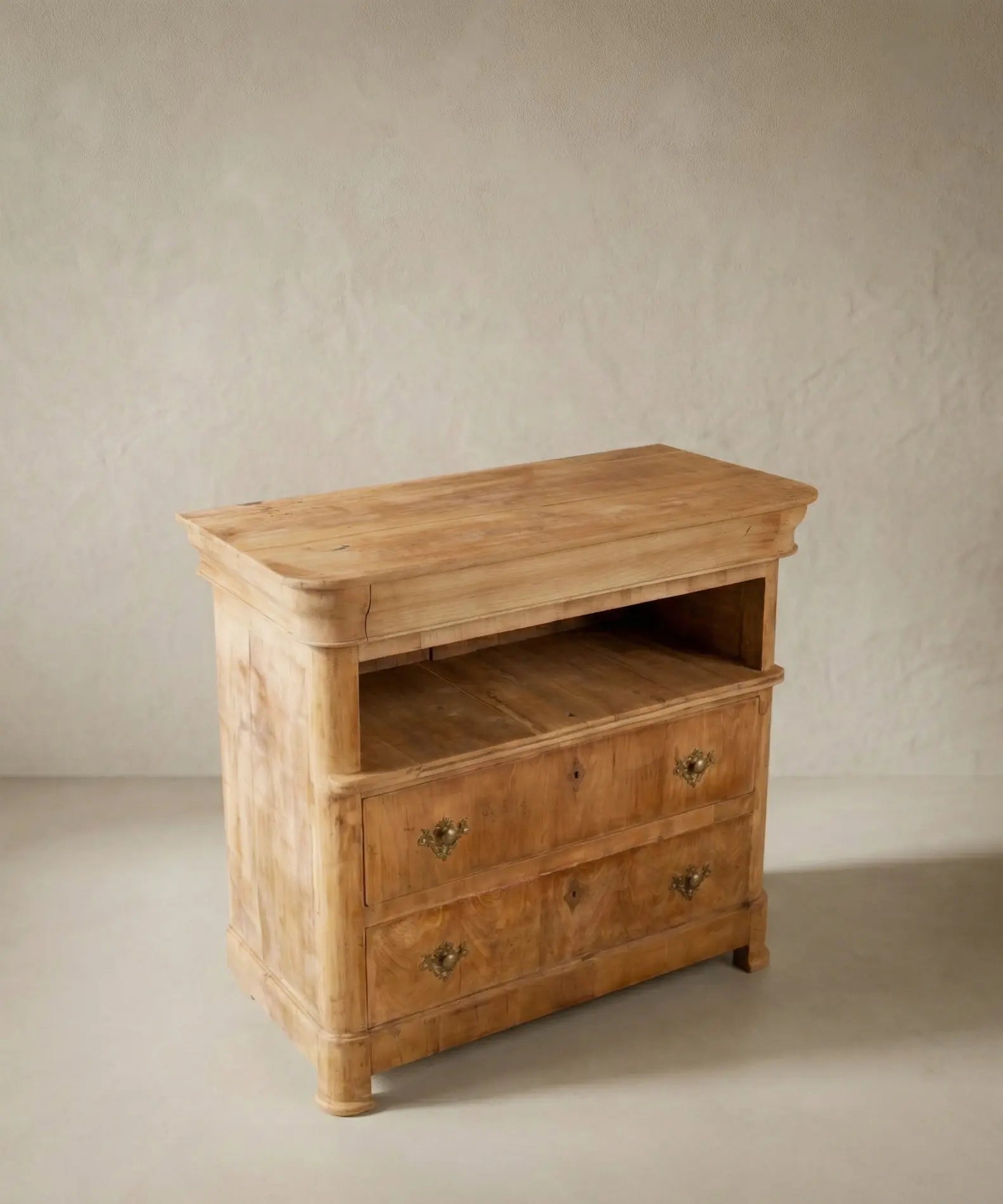 Cómoda francesa antigua de madera lavada S. XIX