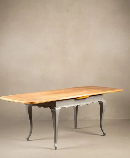 Mesa de comedor extensible estilo francés