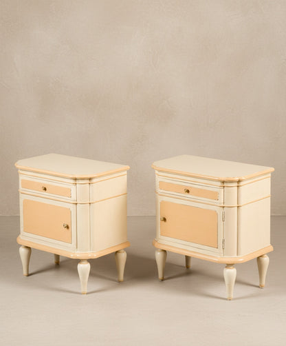 Pareja de mesitas de noche vintage Aube