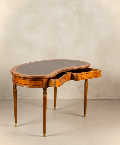 Escritorio de riñón de estilo Luis XV