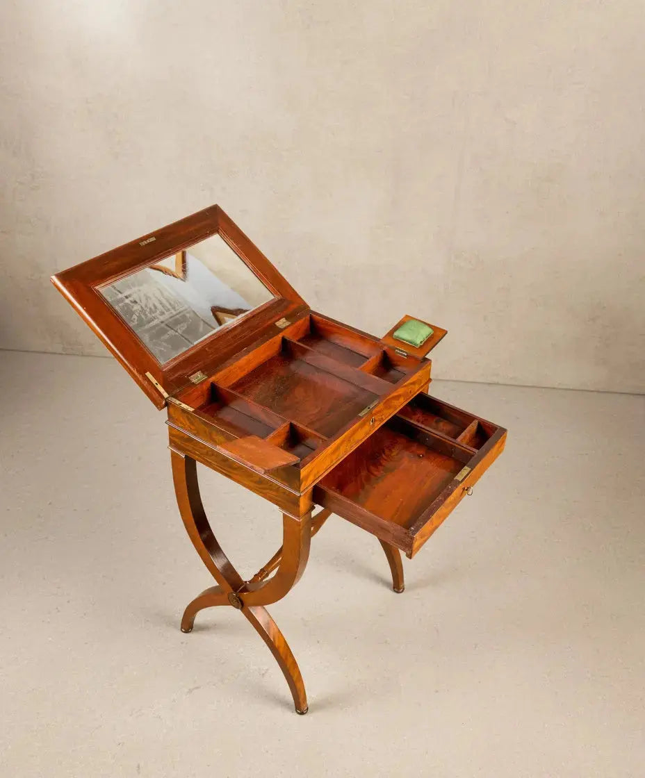 Mesa costurero estilo imperio de caoba Antique arte y decoracion