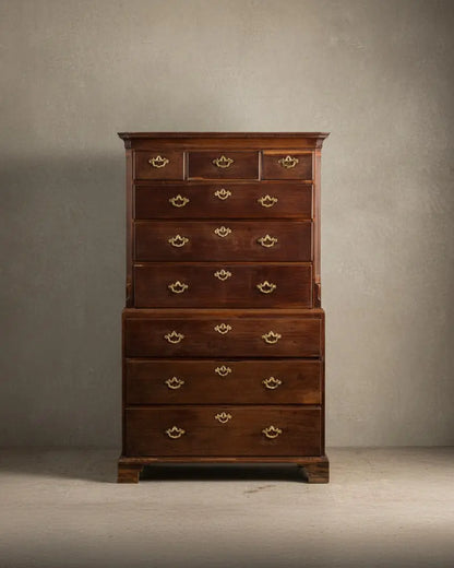 Gran cómoda alta antigua inglesa Tallboy de caoba estilo Jorge III con 9 cajones.