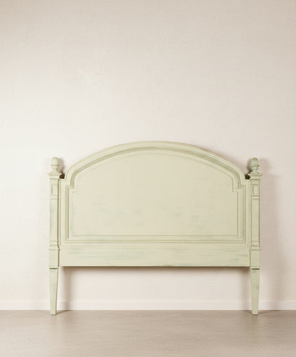 Cabecero de madera de estilo provenzal