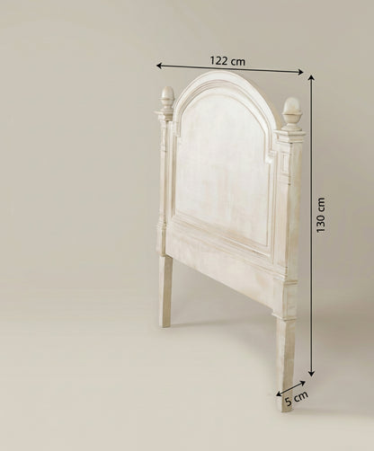 Esquema de medidas del cabecero: 122 cm de ancho por 130 cm de alto