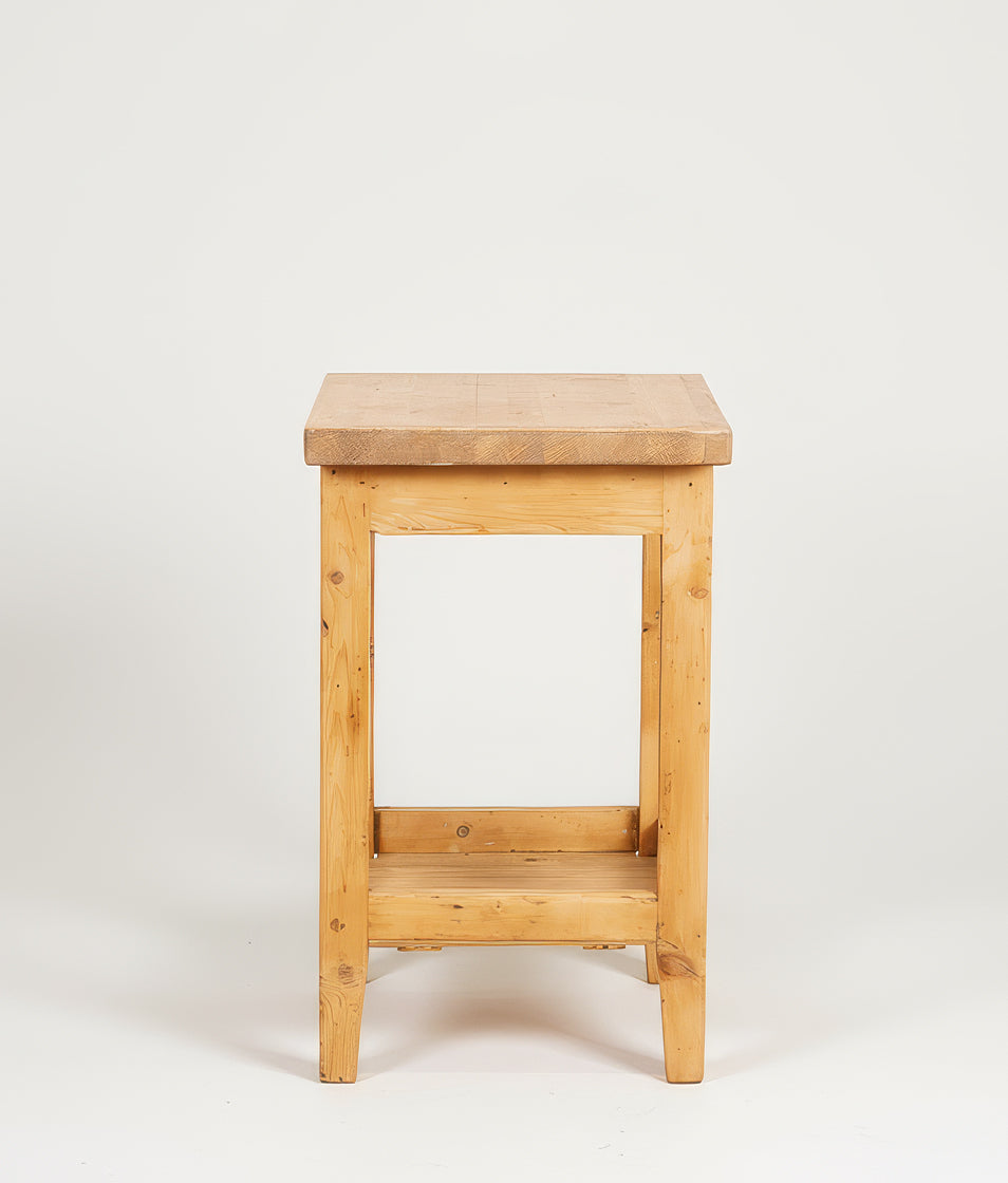 La Rinconada industrial table