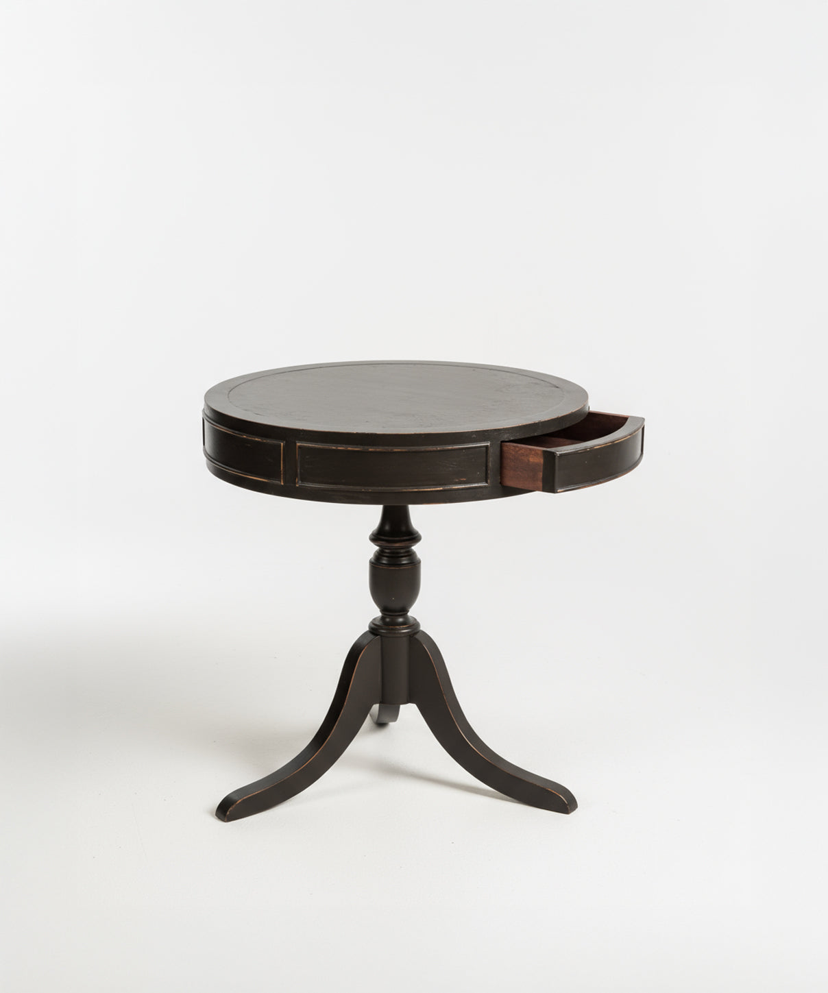 Mesa auxiliar antigua Regencia