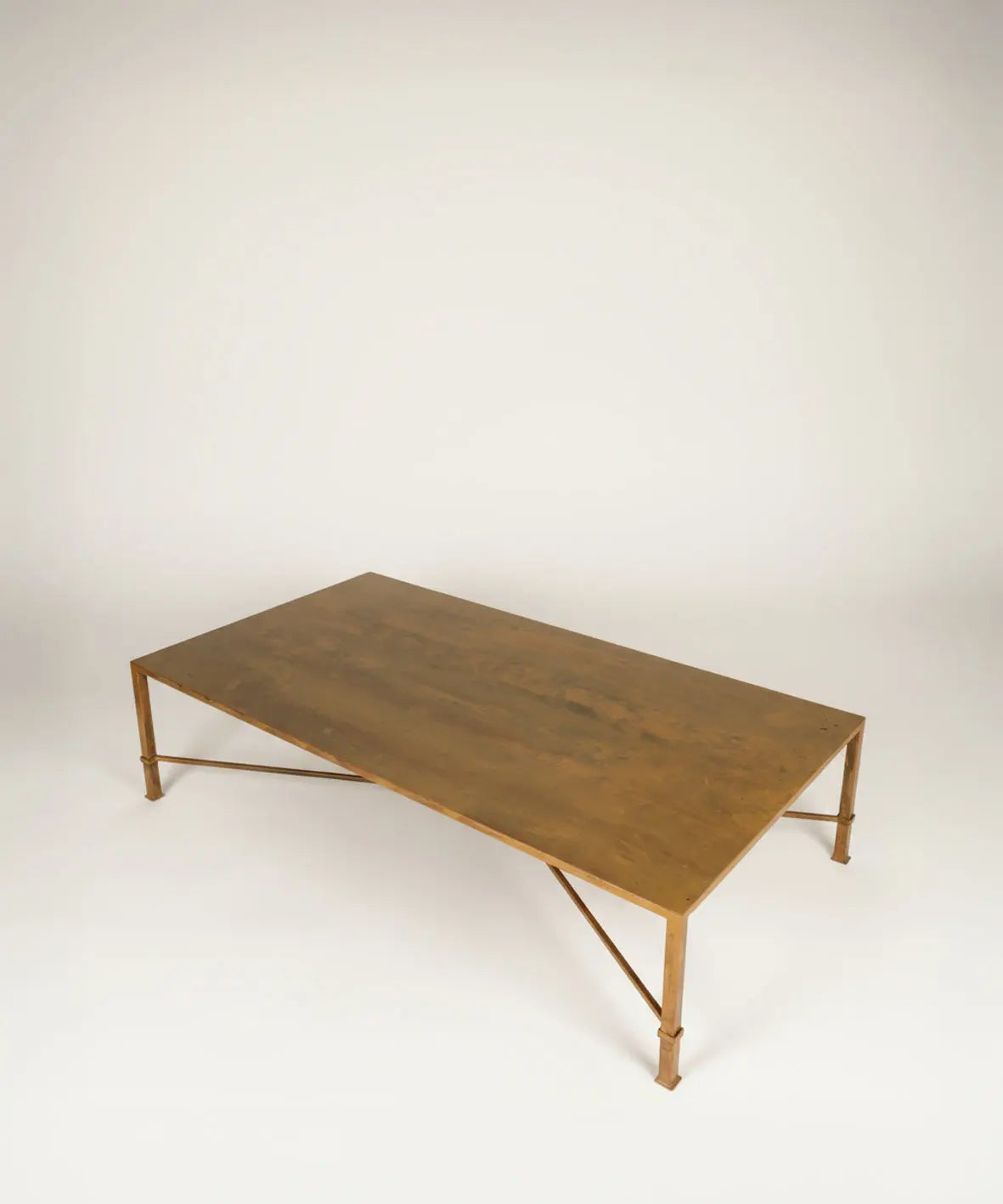 Mesa baja de hierro Ribadavia Antique arte y decoracion