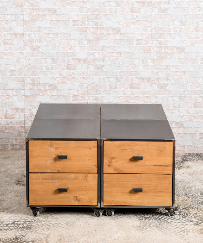 Hortaleza II industrial low table