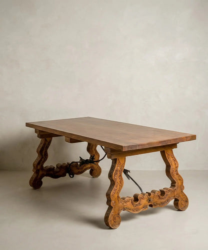 Mesa de Comedor Castellana de Lira con Herraje de Hierro Forjado