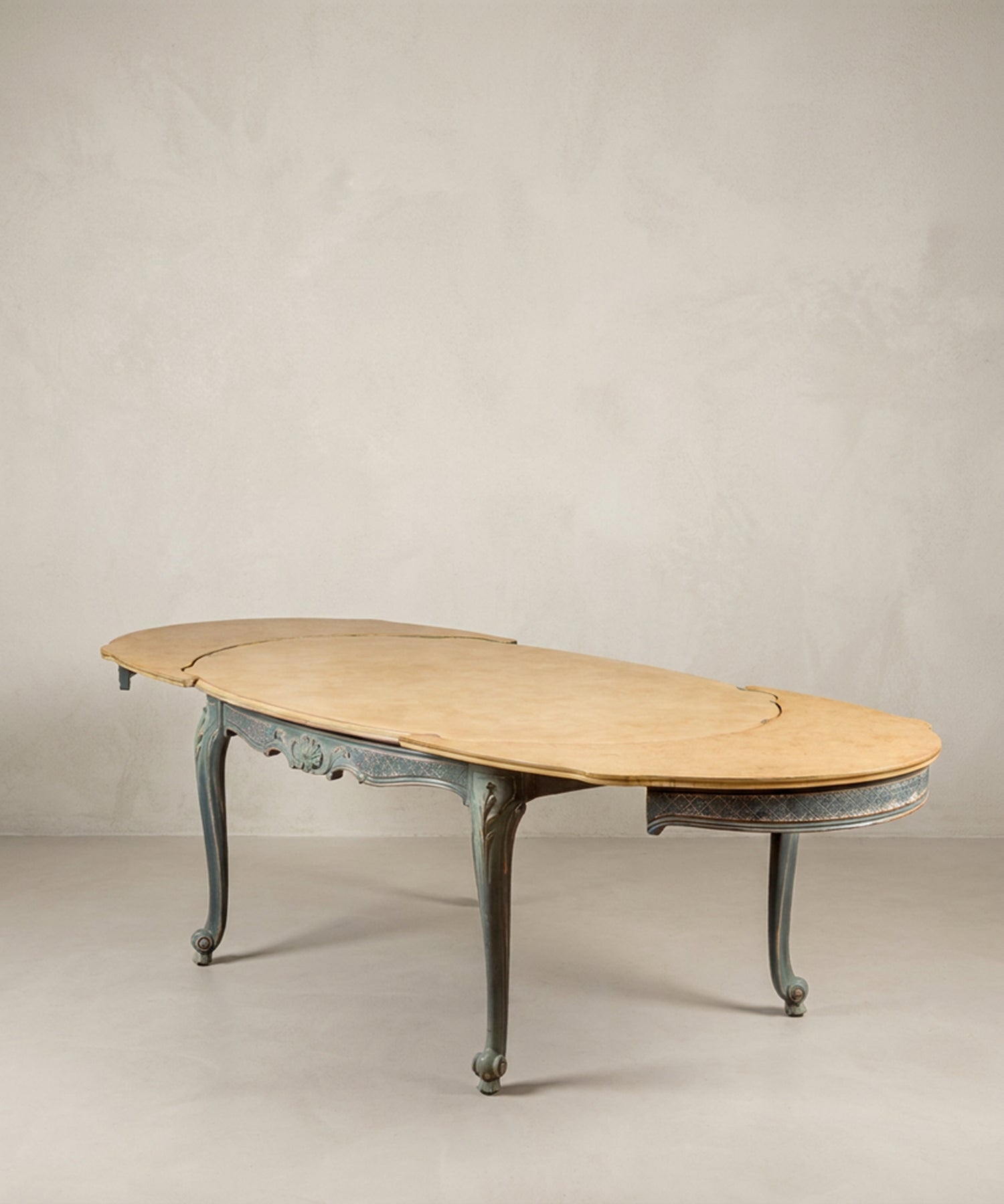 Mesa de Comedor Extensible Ovalada | Luis XV Provenzal Decapada en Azul