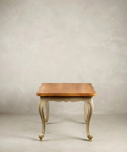 Mesa de comedor extensible estilo Luis XV en gris decapé