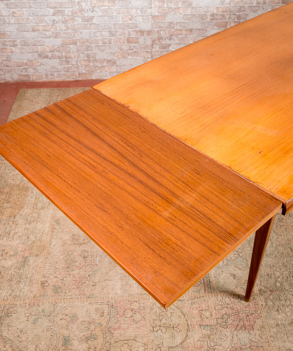 Mesa de comedor Mid Century