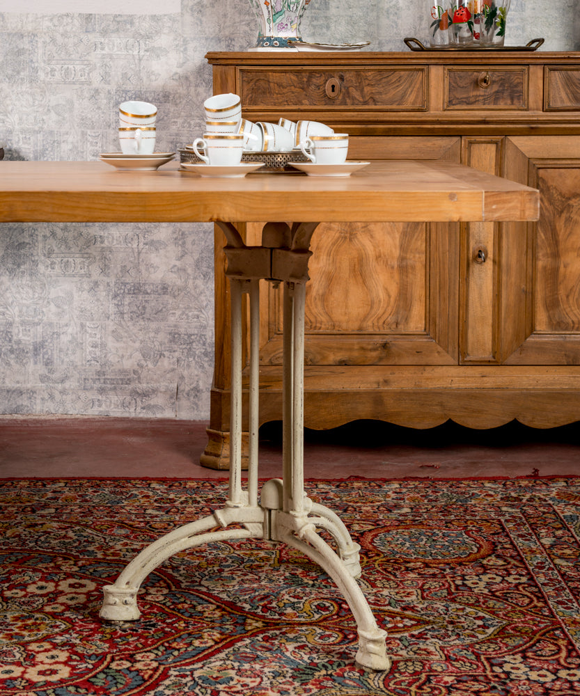 Telma industrial table