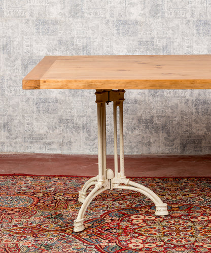 Telma industrial table