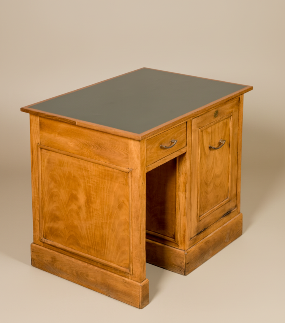 Mueble archivador antiguo