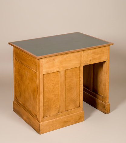 Mueble archivador antiguo