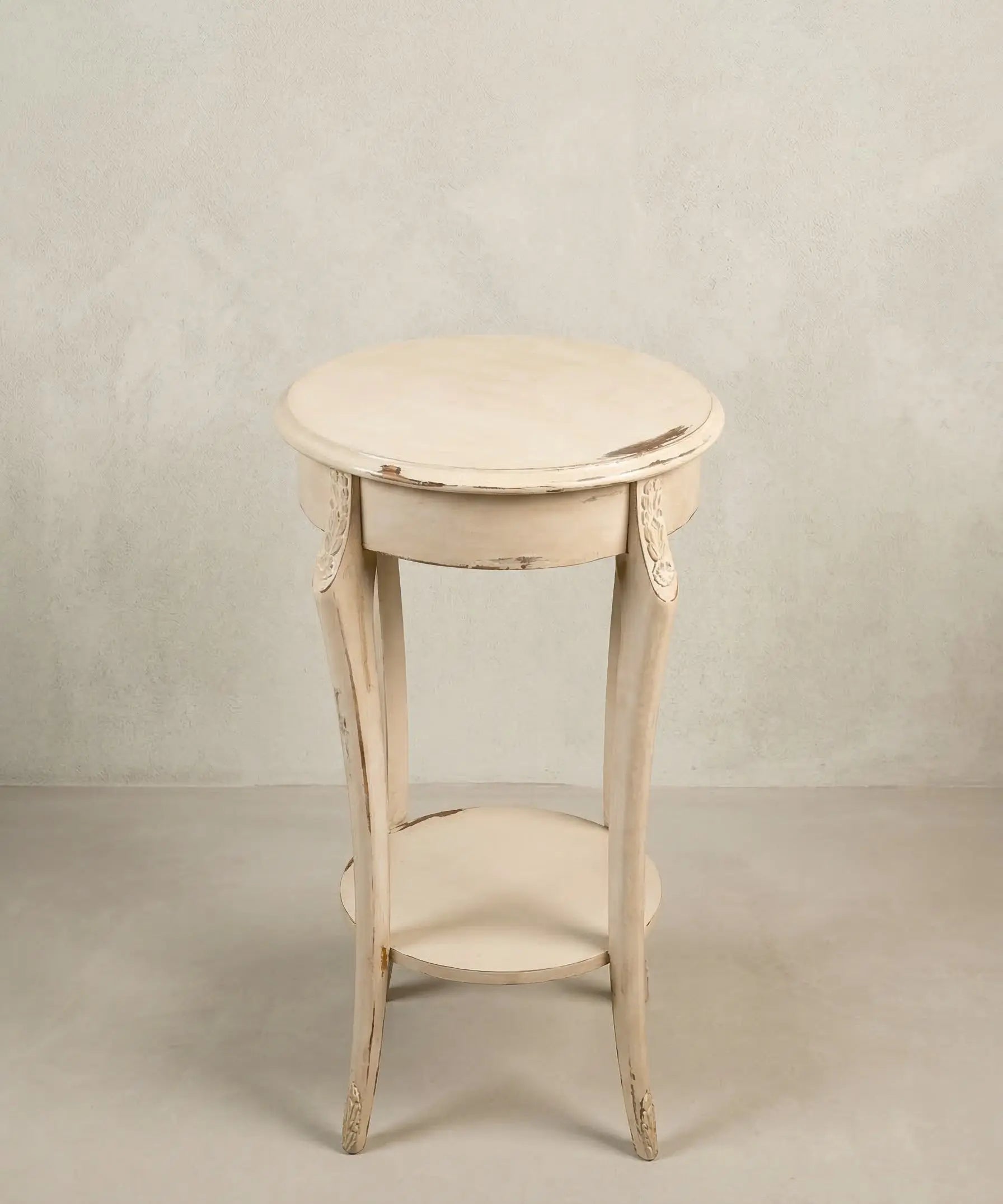 Pedestal peana estilo francés en decapé beige