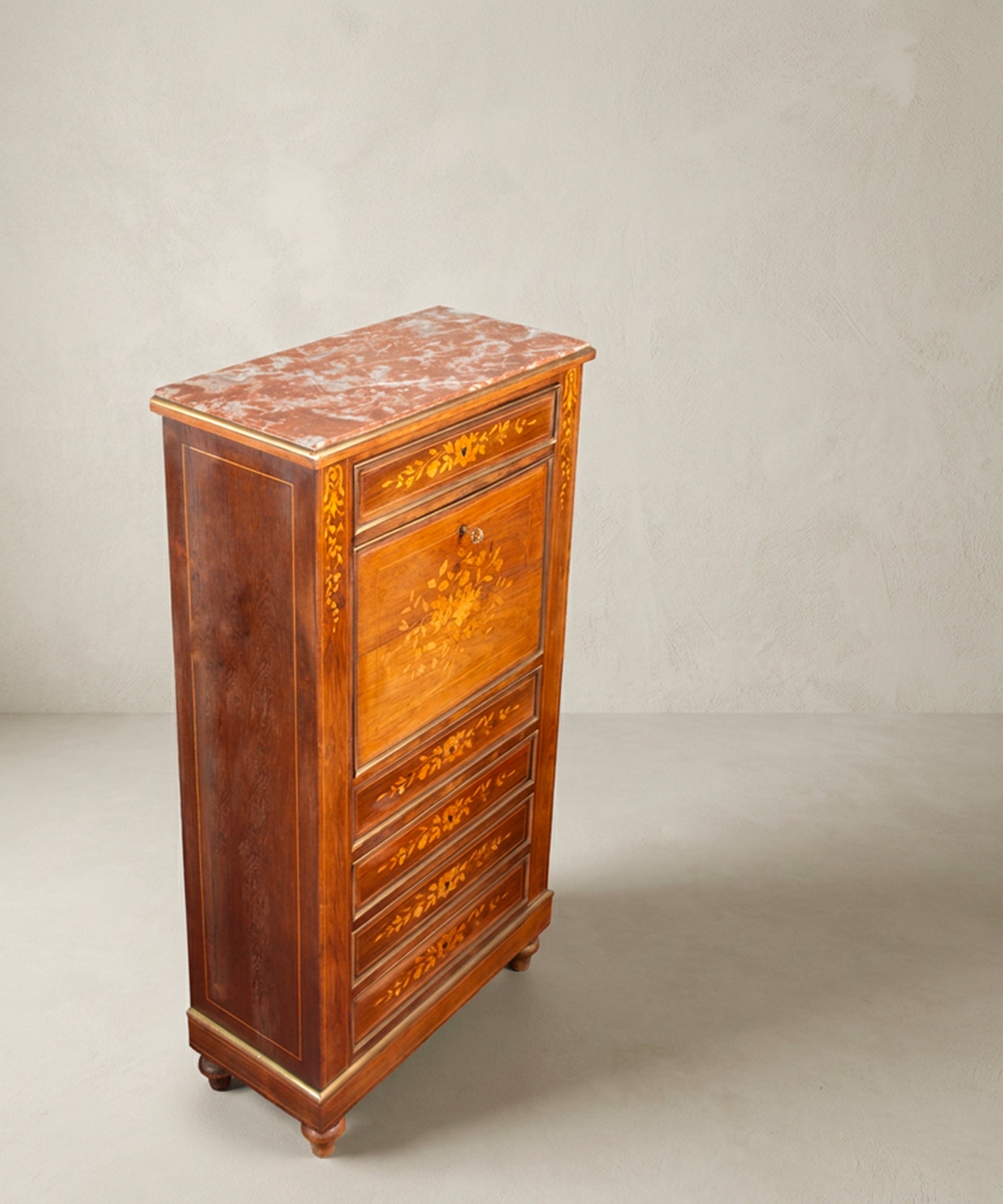 Vista superior secreter antiguo con tapa de mármol rojo veteado — Antique Arte y Decoración