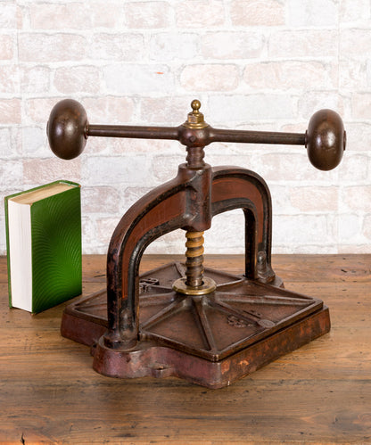 Antique iron press 19th century