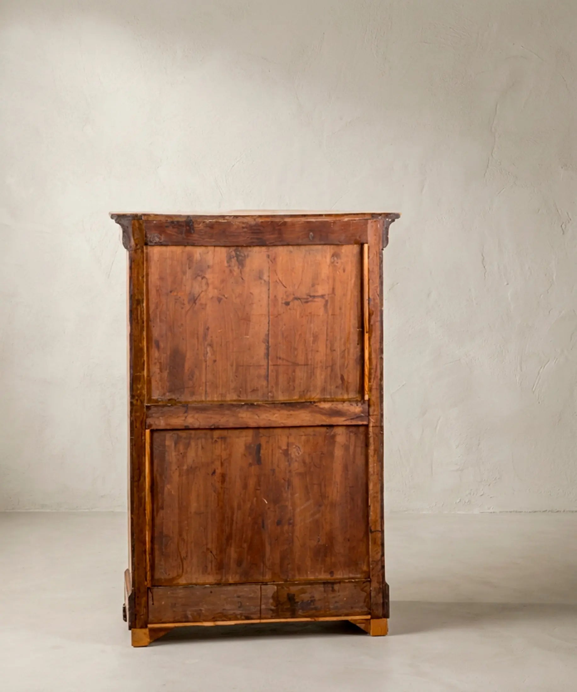Secreter Luis Felipe vista trasera con panelado original de madera del XIX — Antique Arte y Decoración
