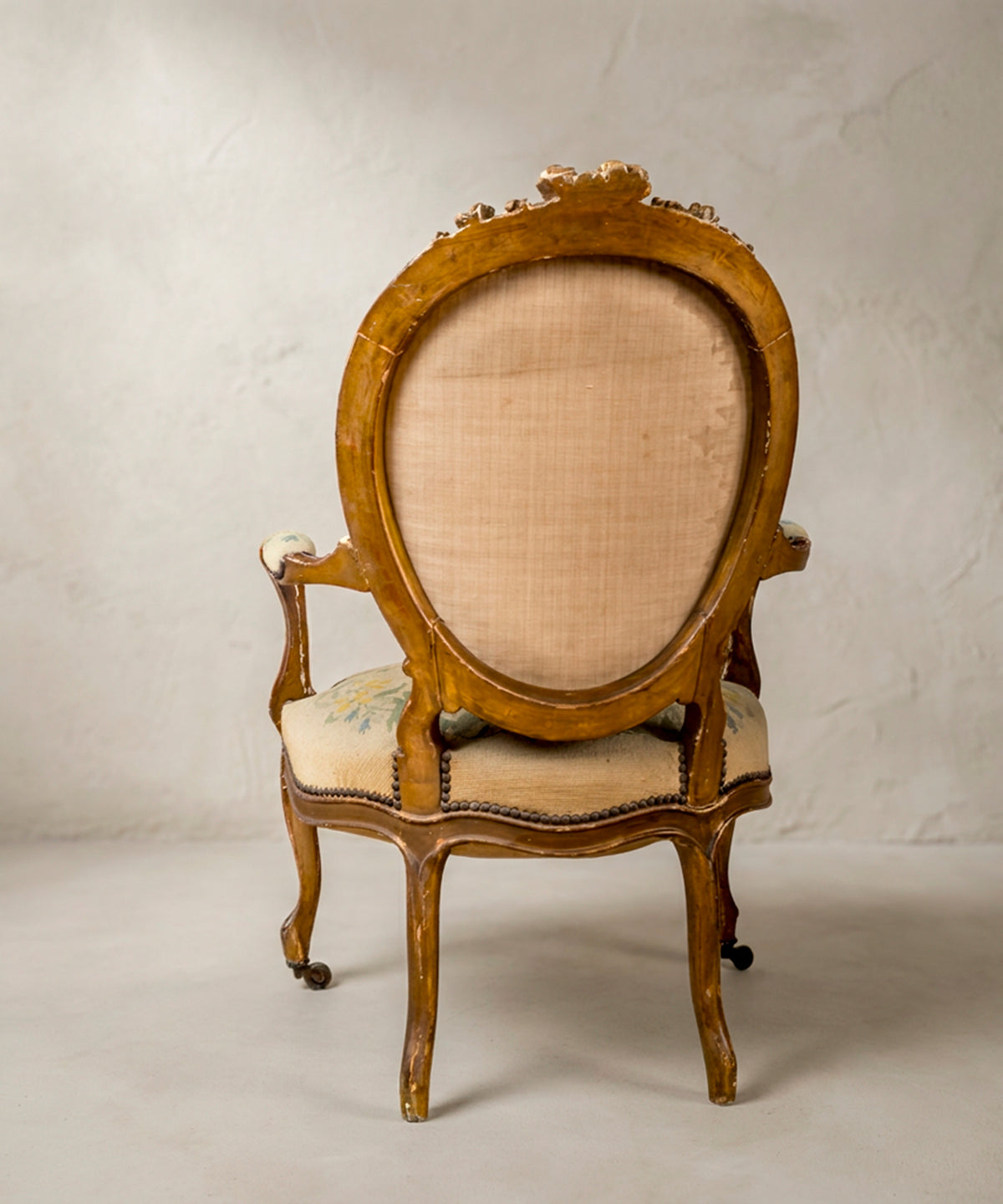 Pareja de Sillones Antiguos Tallados con Petit Point Original | Napoleón III