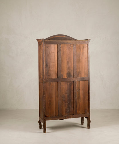 Vitrina francesa de roble vista trasera con bastidor y paneles de pino — Antique Arte y Decoración