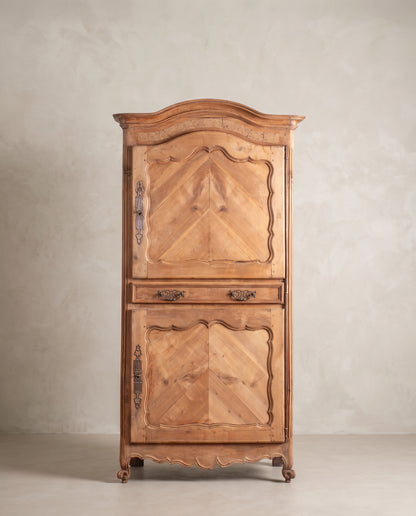 Armario antiguo francés homme debout Luis XV vista frontal con puertas en espiga — Antique Arte y Decoración