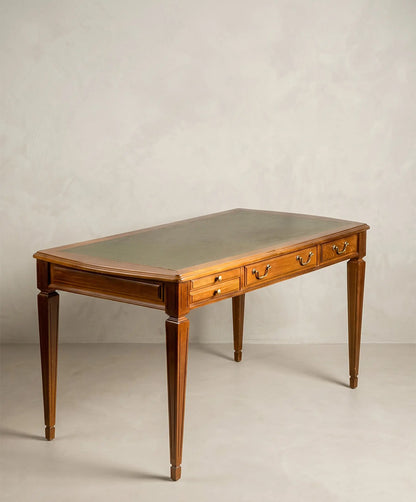 Escritorio de centro vintage en madera de nogal y cuero verde (Estilo Directorio / Luis XVI)