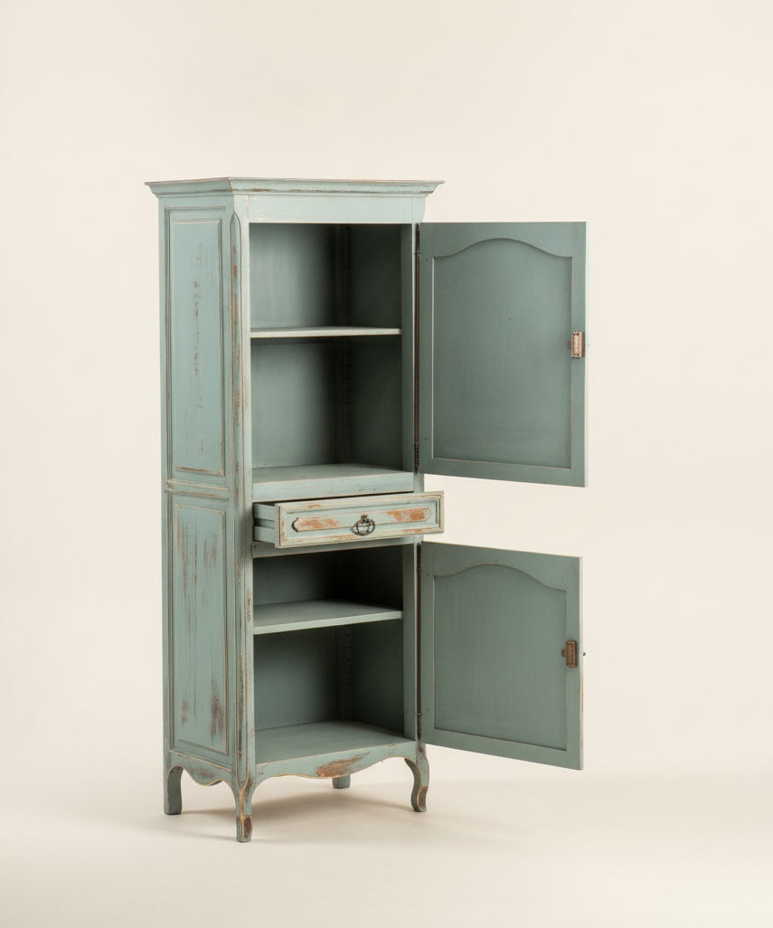 Interior alacena vintage azul con dos baldas, cajón central y puertas abiertas — Antique Arte y Decoración