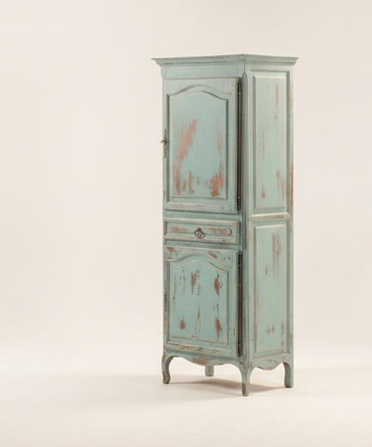 Alacena vintage Luis XV vista lateral derecha con bisagras largas de hierro — Antique Arte y Decoración