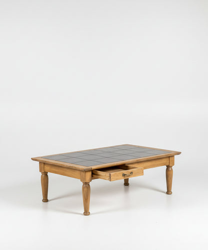 Mesa de centro rústica de madera