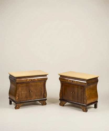 Pareja de mesitas de noche vintage