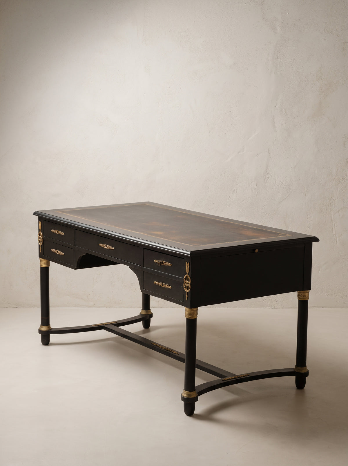 Escritorio Negro con Tablero de Piel | Estilo Imperio