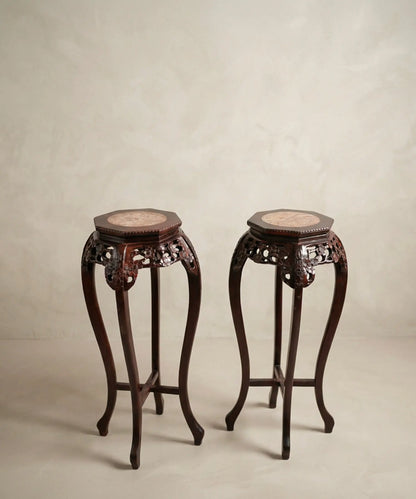 Pedestal Chino de Madera Tallada con Mármol Rosa | Vintage