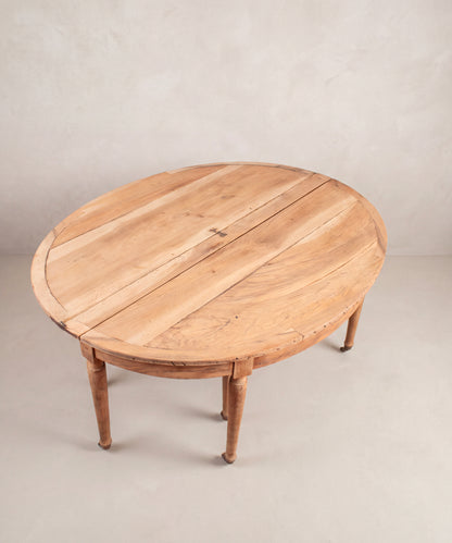 Vista superior mesa de comedor extendida nogal y pino con dos alargaderas — Antique Arte y Decoración