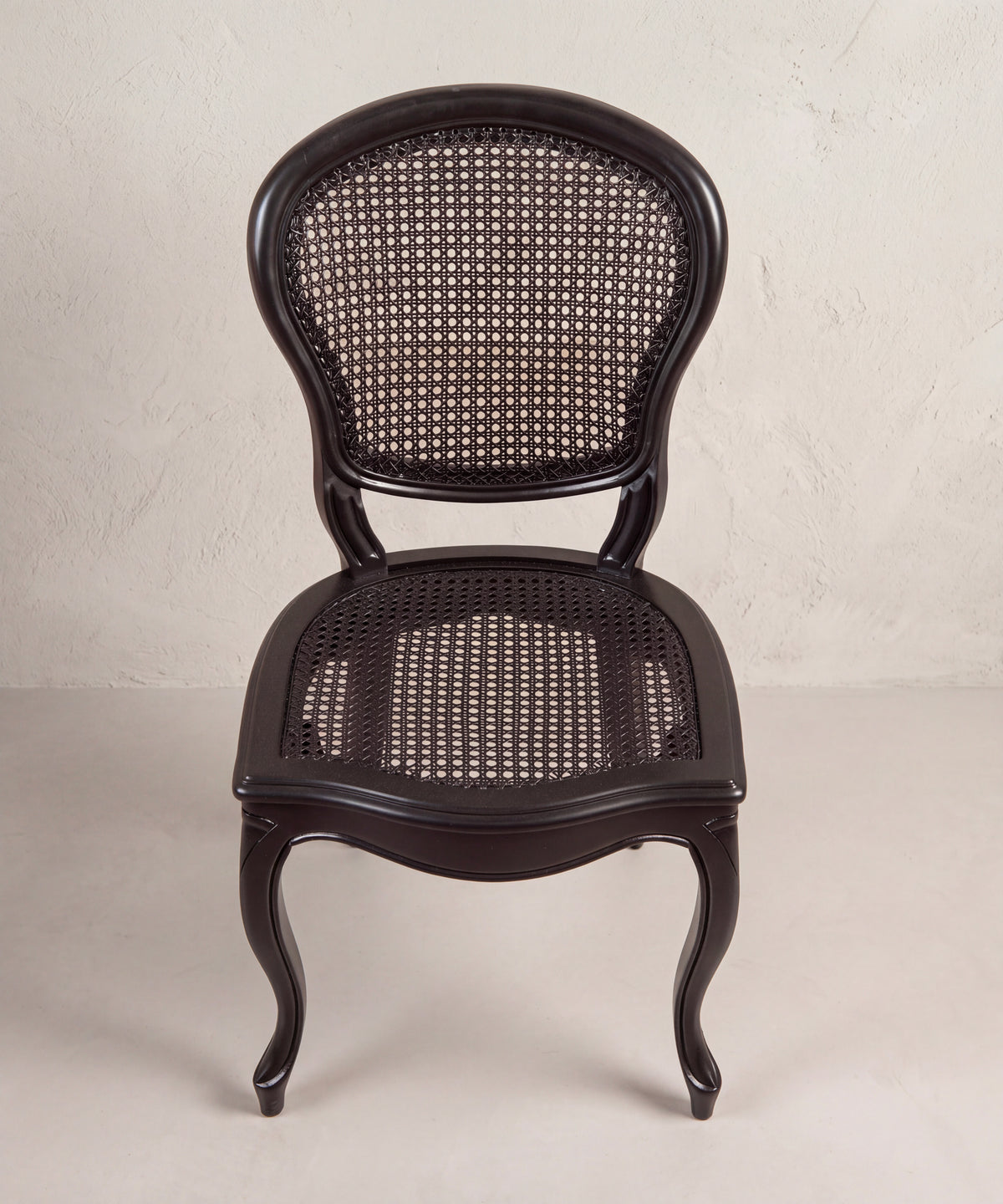Vista superior silla de rejilla negra con asiento y respaldo nuevos — Antique Arte y Decoración
