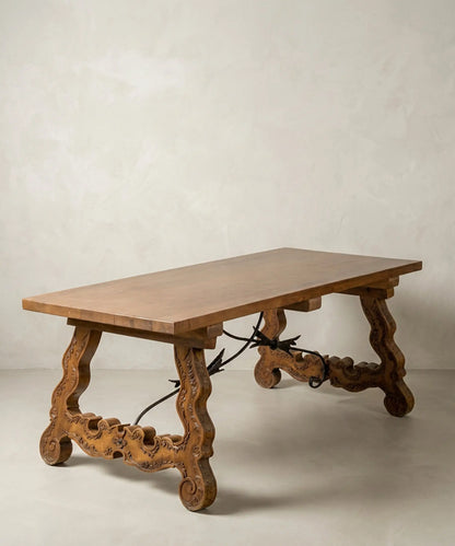 Mesa de Comedor Castellana de Lira con Herraje de Hierro Forjado