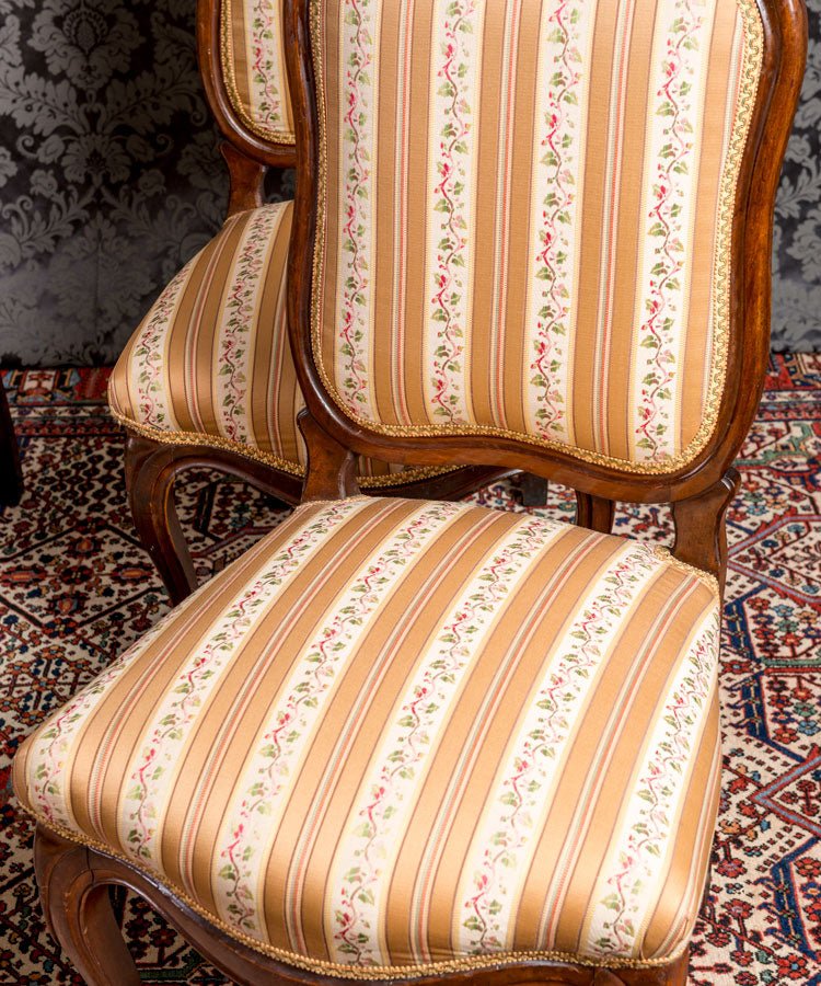 Pareja de sillas antiguas estilo isabelino - Antique arte y decoracion
