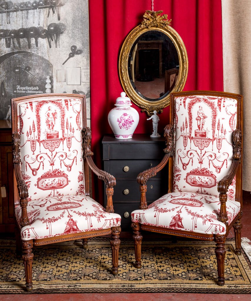 Red discount toile chair